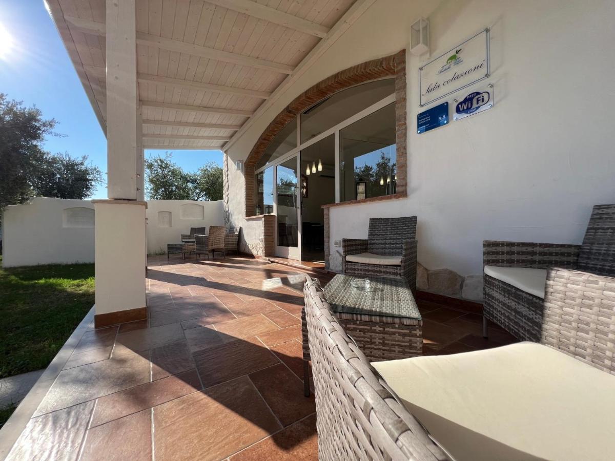 Agriturismo Antichi Ulivi Mattinata Luaran gambar