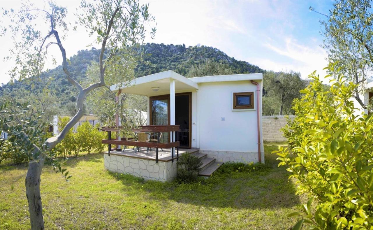 Agriturismo Antichi Ulivi Mattinata Luaran gambar